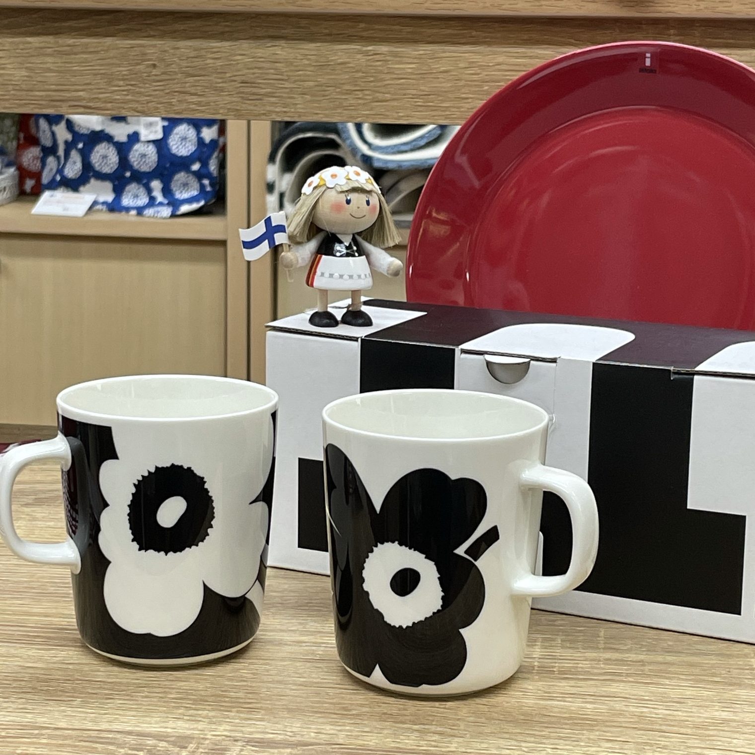 marimekko - マリメッコ 70周年限定トレイ＆ペーパーナプキン セットの